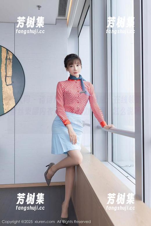 秀人网 - 诗诗kiki的缱绻时刻：在线领略蕾丝束腰内衣资源的魅力，呃，怎么说呢，有点心猿意马？