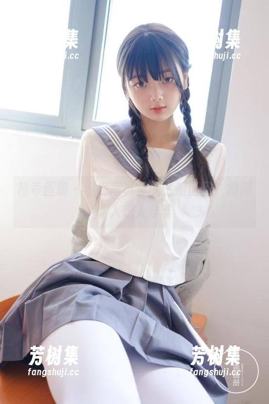 稚乖画册-生煎团团 稚乖画册 - 私房写真里的生煎团团,制服让人想入非非