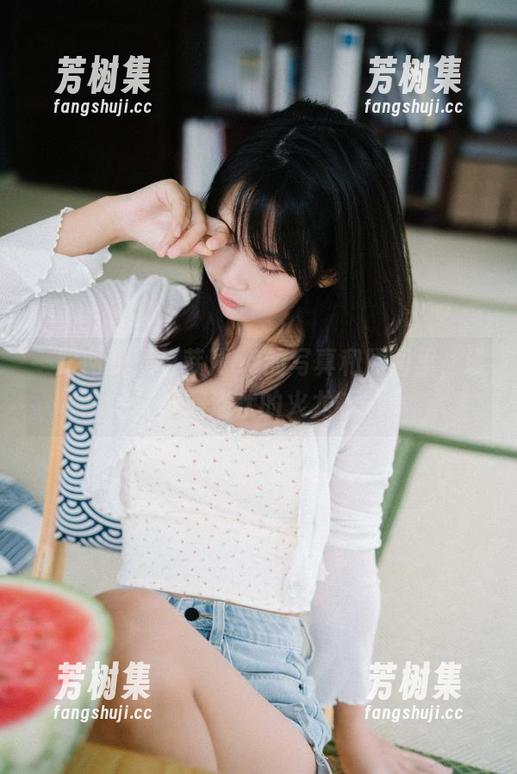 一路向粉：萌芽儿o0的写真和原图里，谁才是潜伏的火龙？