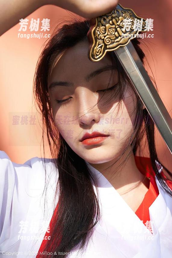 蜜桃社 - 今天在线被雪梨sherry的透明牵着走，跟得太远了
