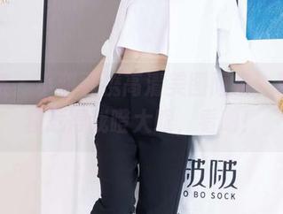 袜啵啵 – 小甜豆携高清美图而来，堆堆袜套惹得我瞪大眼，看呐！