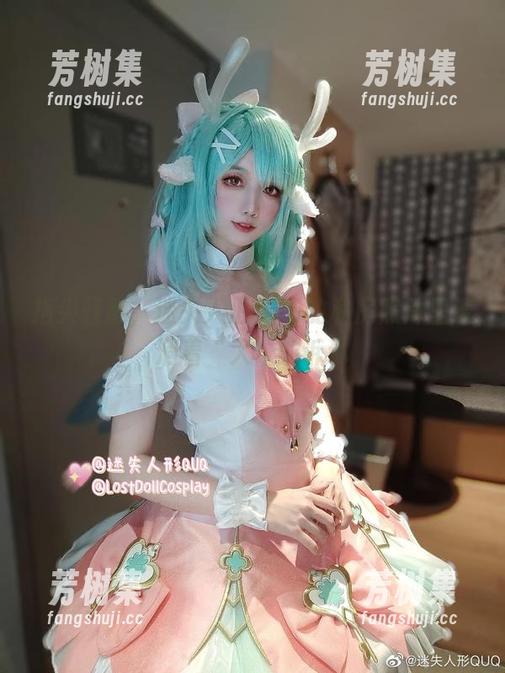 指尖轻触，迷失人形QUQ的私房照片里流淌着“犬”的诉说