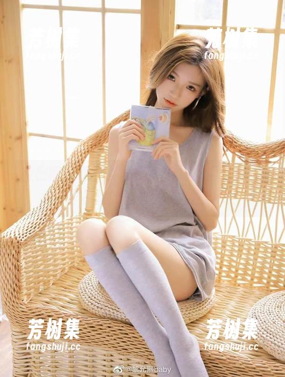微密圈 - 看，黎允熙素有'比基尼女神'之称，作品里的福利果然名副其实！